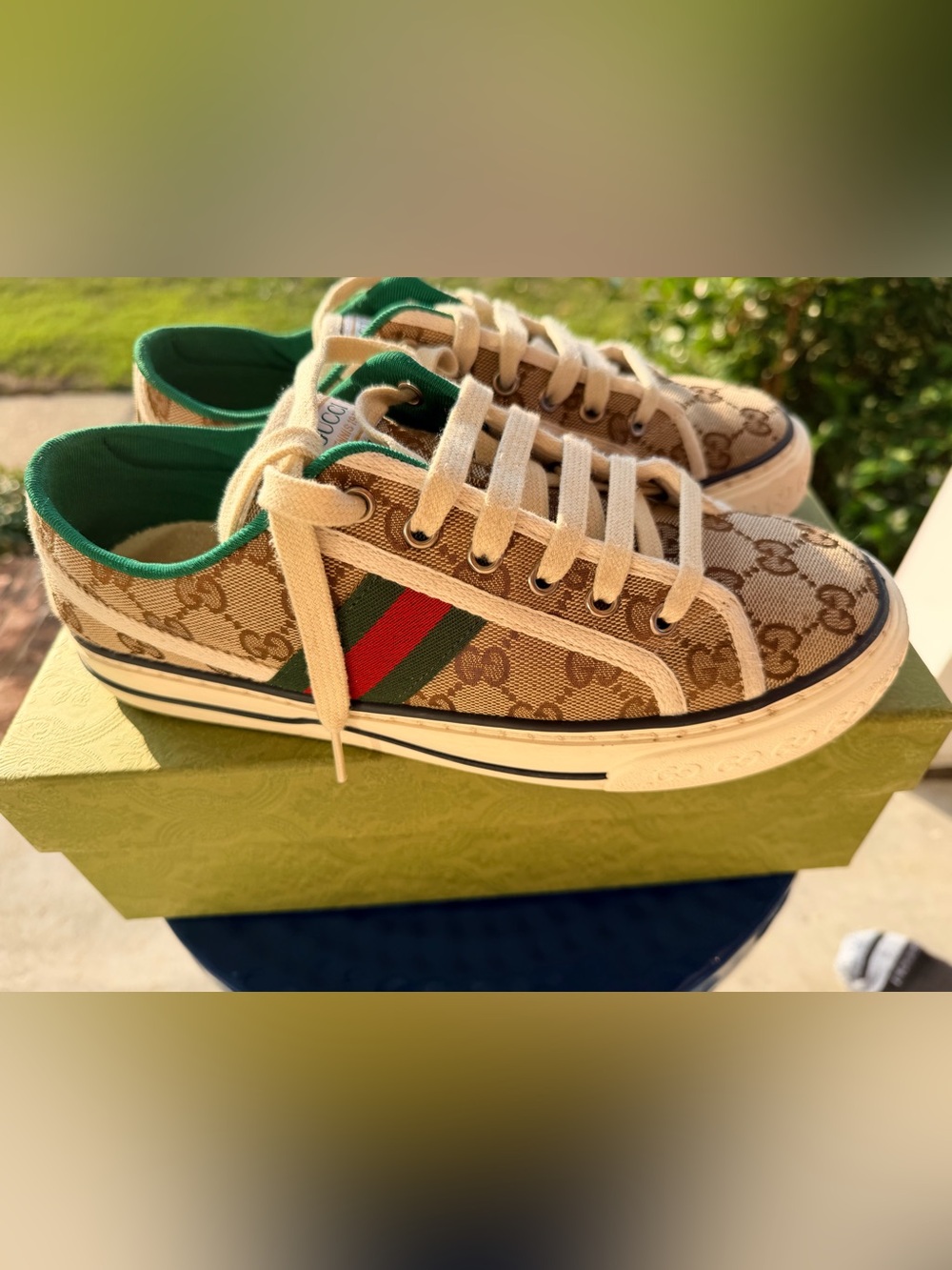 AUTHENTIC Women's Gucci Tennis 1977 sneaker - Picture 2 of 12